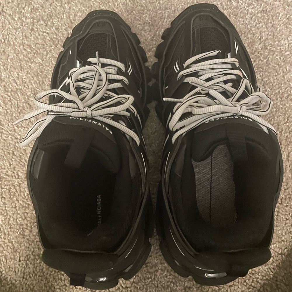 BALENCIAGA TRACK